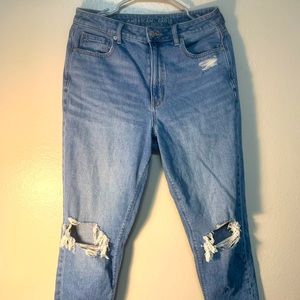 Wmns American Eagle Sz 8 Mom Jean Jeans! Comfort Stretch Waistband! Great Jeans!
